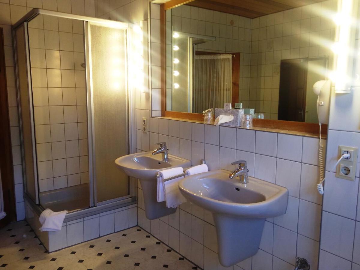 Tepe'S Gasthof Schwarmstedt Buitenkant foto